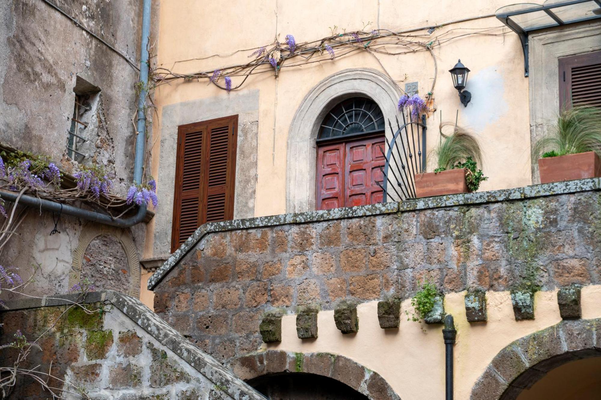 Centralissima Maison Di San Francesco, Unica E Accogliente! Сутри Экстерьер фото